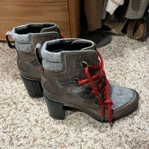 Sorel Blake new without tags